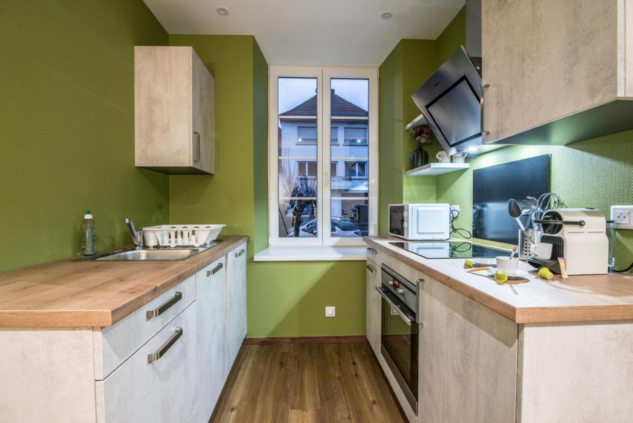 Centre - Le Botanique - Parking Apartment